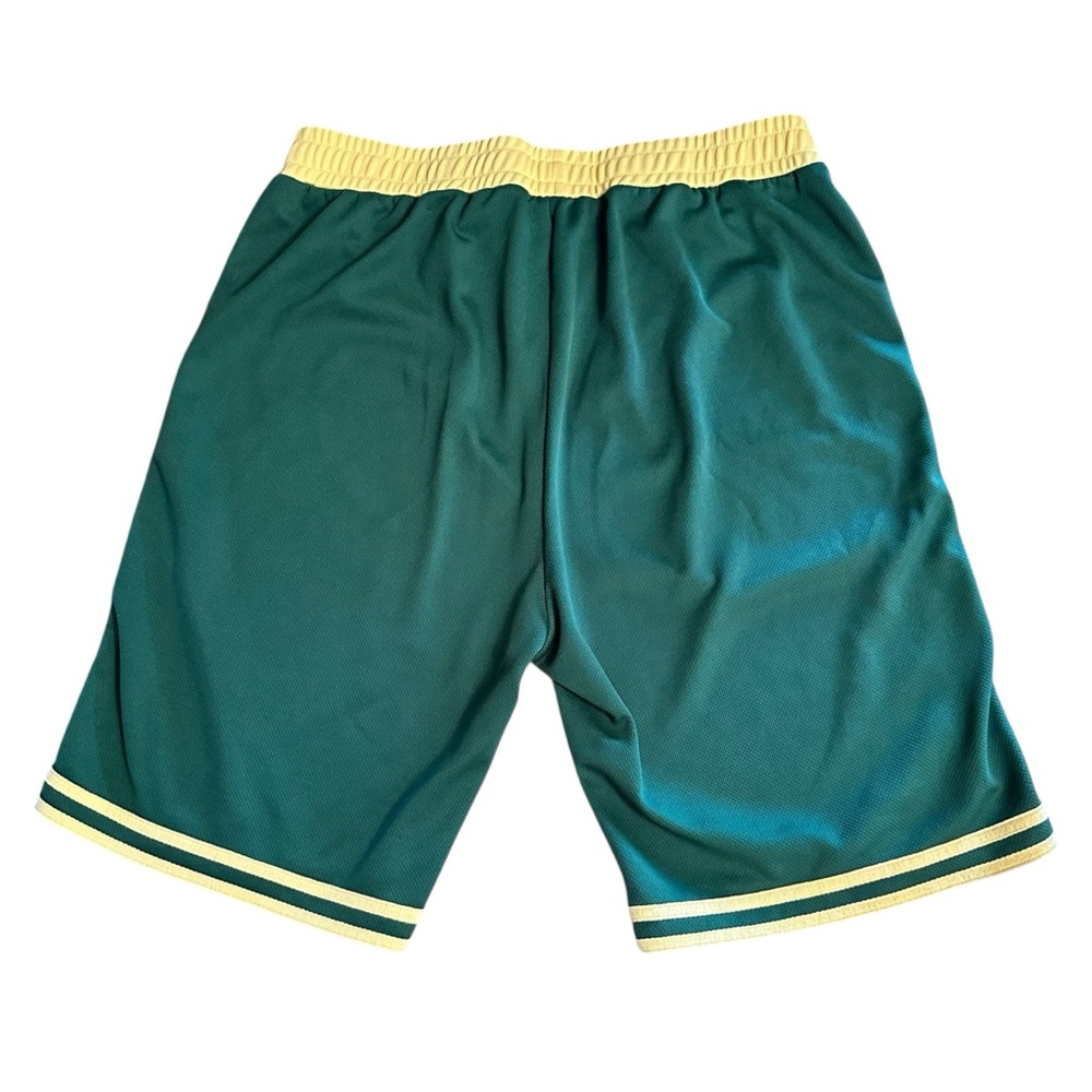 🍀Vintage Jameson Athletic Shorts Men's Irish Whiskey Green Yellow Basketball - Picture 4 of 9